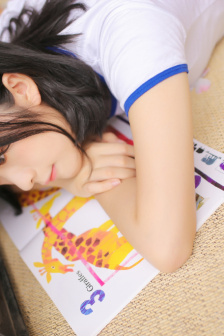 坐公交挂空挡蹭柱子被发现的小